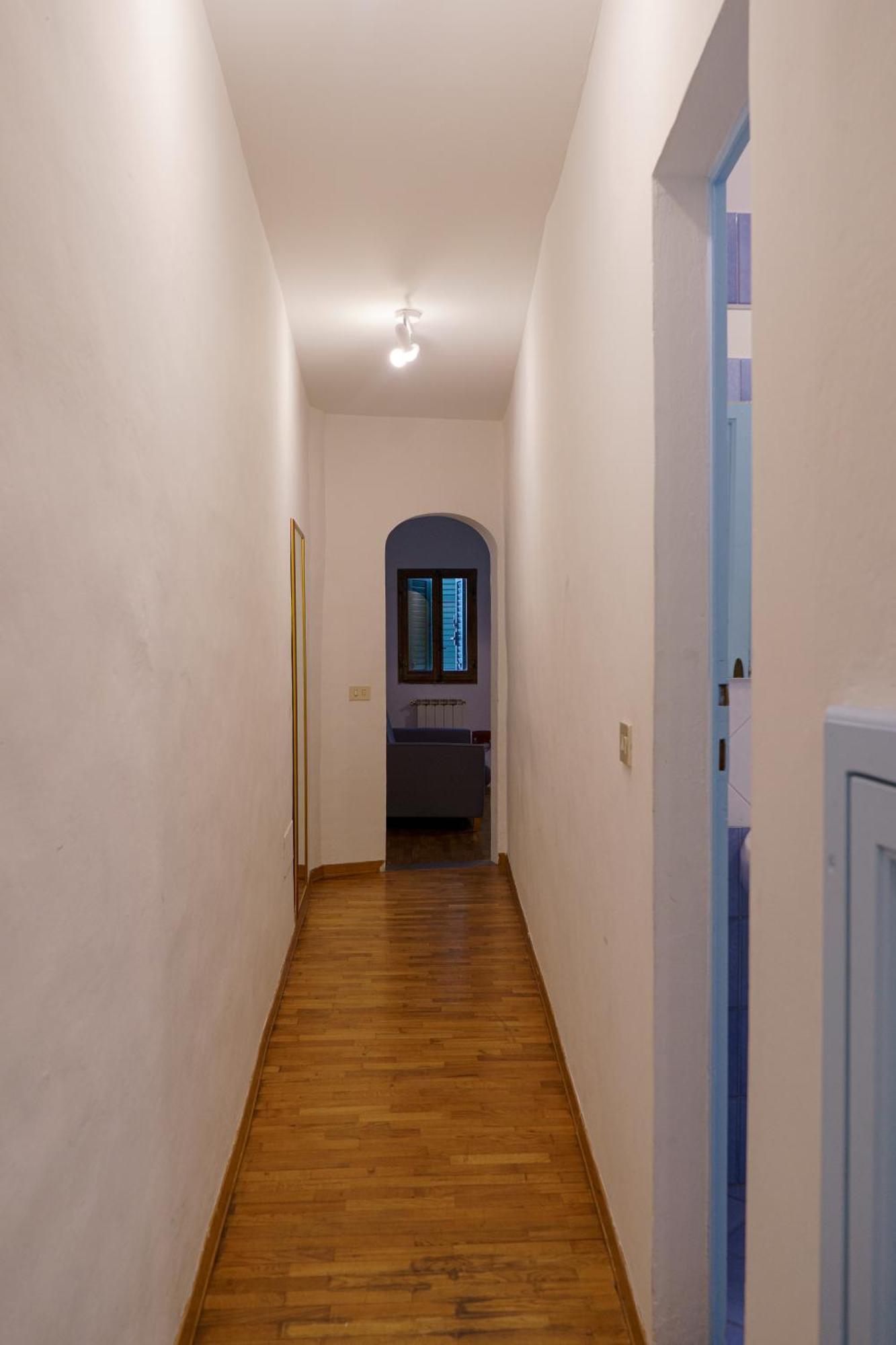 Central 1 Bedroom Apartment In The City Center Флоренция Экстерьер фото