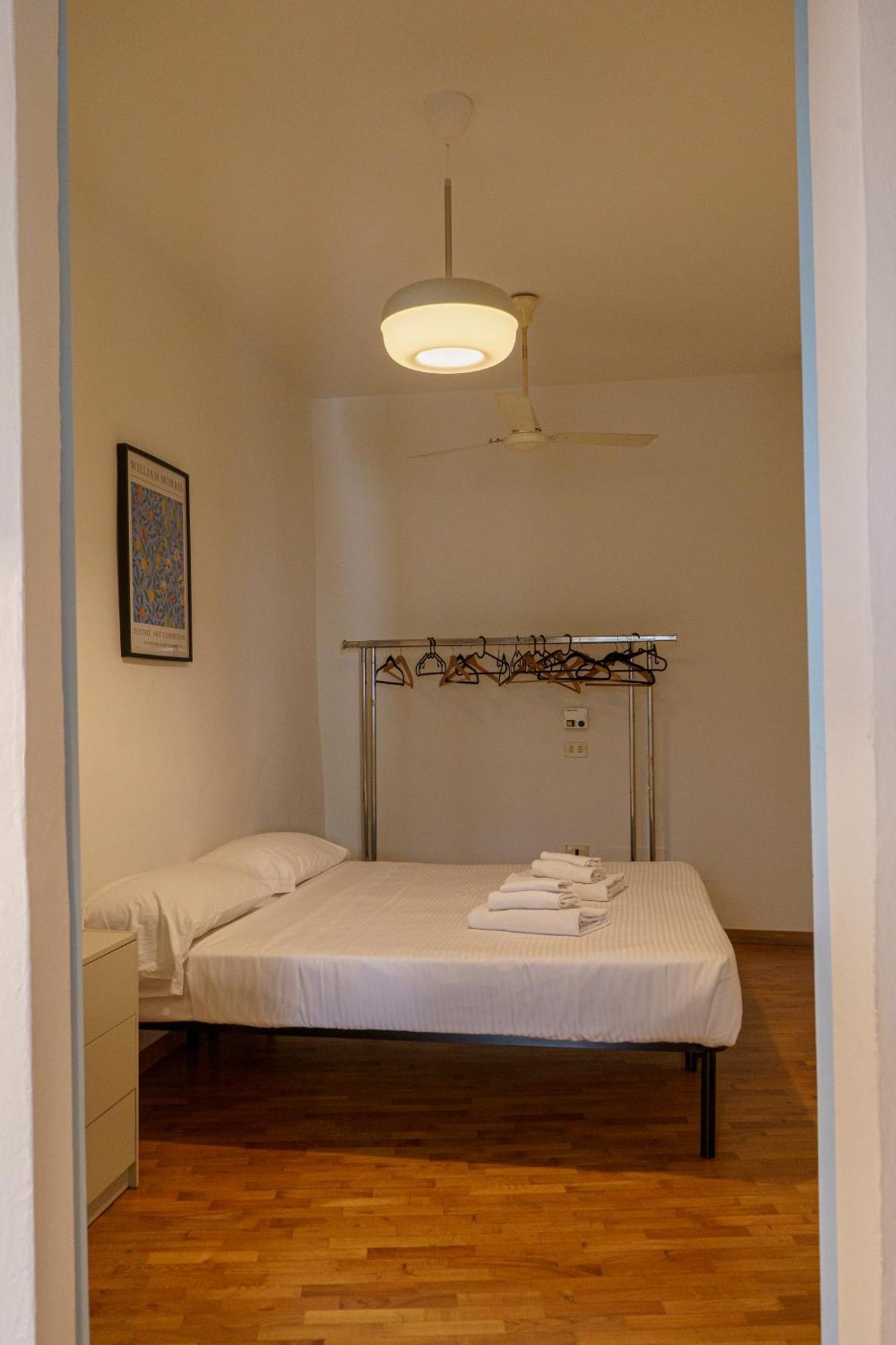 Central 1 Bedroom Apartment In The City Center Флоренция Экстерьер фото