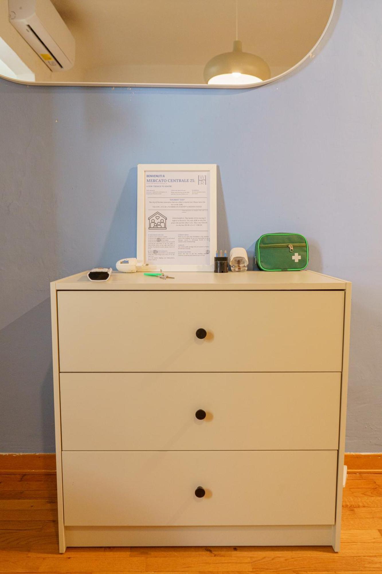 Central 1 Bedroom Apartment In The City Center Флоренция Экстерьер фото